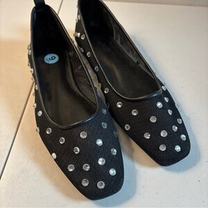 Elegant Black Studded Women's Flats Size 6